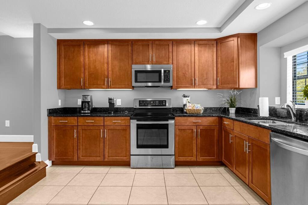 Vibrant 4Br Family Townhome 1 Mile From Disney World And Disney Springs Орландо Экстерьер фото